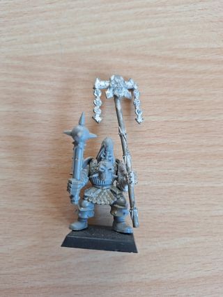 Portaestandarte Guerreros del Caos Chepudos