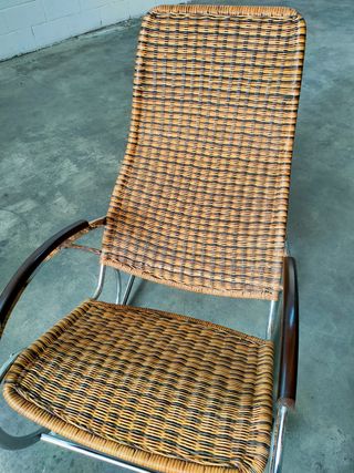 Alquiler Mecedora Ratan Mid Century