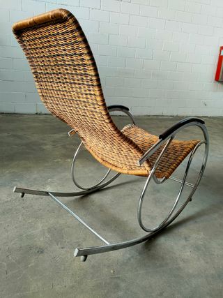 Alquiler Mecedora Ratan Mid Century