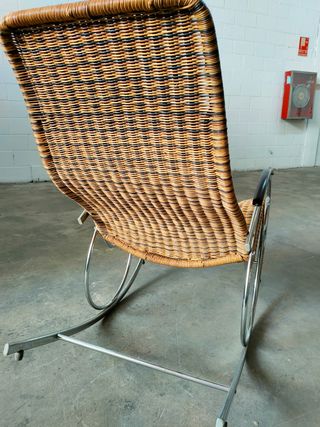 Alquiler Mecedora Ratan Mid Century