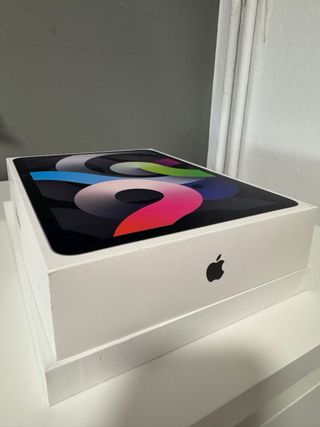 iPad Air 4 256GB + Teclado Mágico Plata