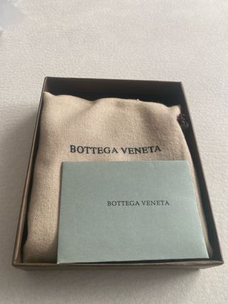 Billetera Bottega Veneta Negra Tejida