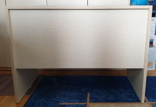 Scrivania avorio usata pochissimo