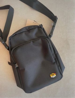 Bandolera Nike TN Negra