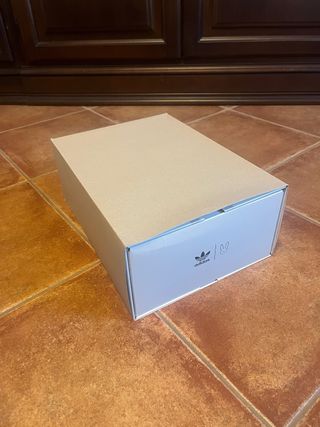 Zapatillas Adidas Bad Bunny Response CL Talla 42.5