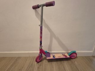 Patinete infantil rosa y morado
