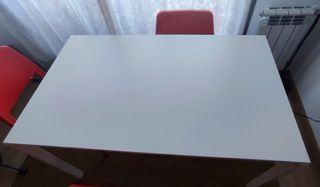Mesa Ikea Vihals 125x74 cm Blanca. 