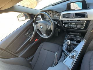 BMW 318d Touring Business Advantage