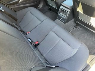 BMW 318d Touring Business Advantage