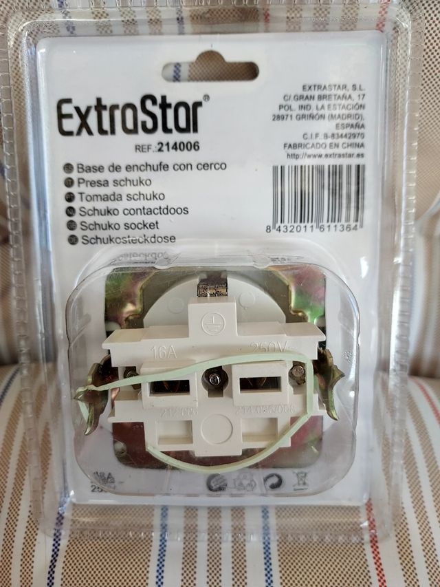 Tomada de encastrar ExtraStar