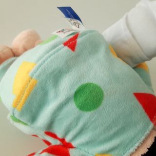 SHIN CHAN EN PIJAMA MUÑECO DE PELUCHE PLAY BY PLAY