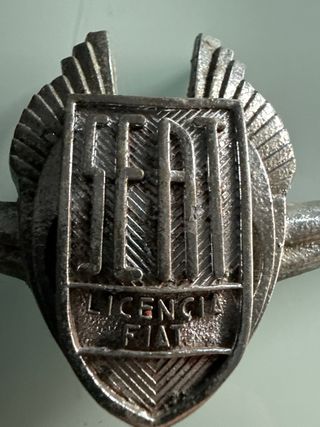 Emblema Seat Licencia FIAT