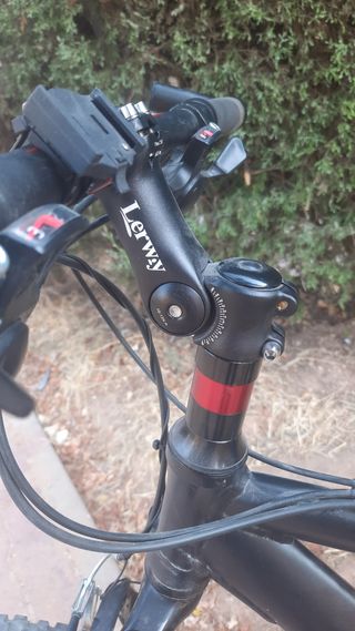 Bicicleta MTB 26 pulgadas y 24 velocidades