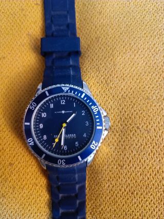 Reloj Alvaro Moreno Azul y Plateado