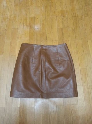 Falda marrón con cremallera
