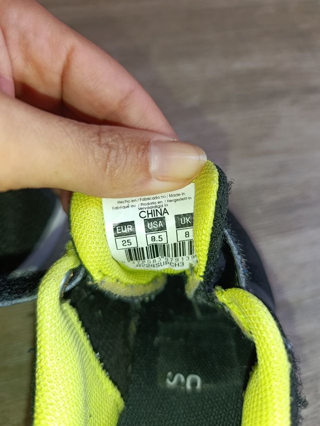 Zapatillas deportivas niño negras