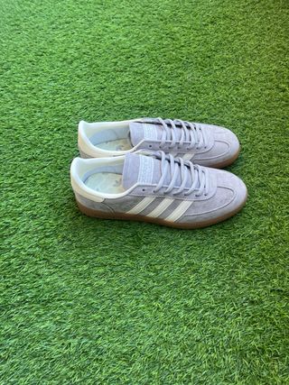 Zapatillas Adidas Unisex
Spezial Grises
