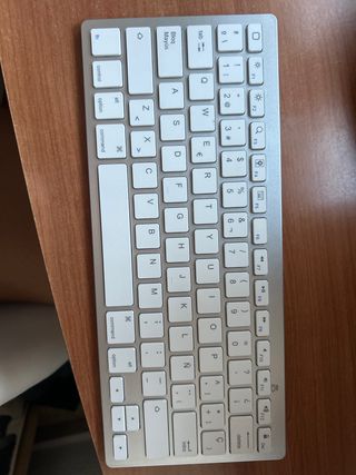 Teclado Bluetooth Omoton Plata para iPad