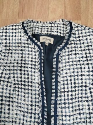 Chaqueta Tweed Chanel Azul marino  y Blanco roto