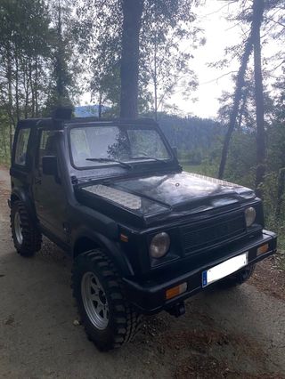 Suzuki Samurai 