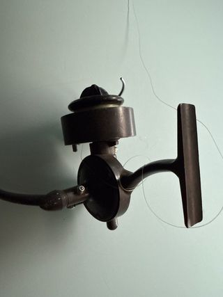 Carrete de pesca ságarra
