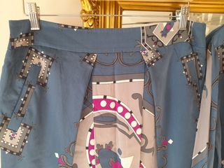 Conjunto Blusa y Falda Estampada