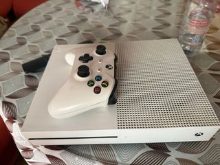 Xbox One S Blanca