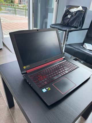 Portátil Acer Nitro 5 Negro/Rojo