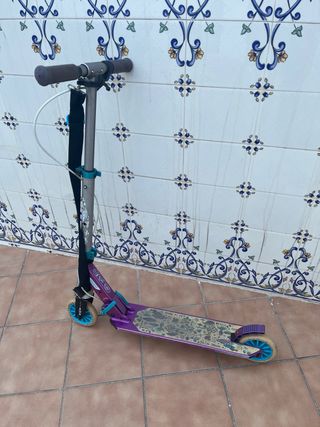 Patinete Oxelo Morado Ruedas Azules