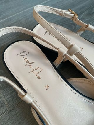 Zapatos planos beige y negro talla 38