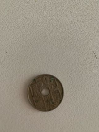 12 Monedas Españolas antiguas con orificio central