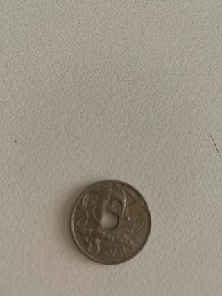 12 Monedas Españolas antiguas con orificio central