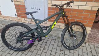 Bicicleta Descenso GT Fury
