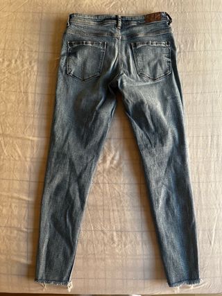 Pantalón vaquero Zara Talla 36