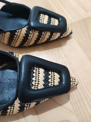 Zapatos destalonados LODI beige y negro