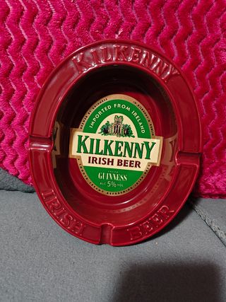 Cenicero Cerveza Kilkenny Irish Beer