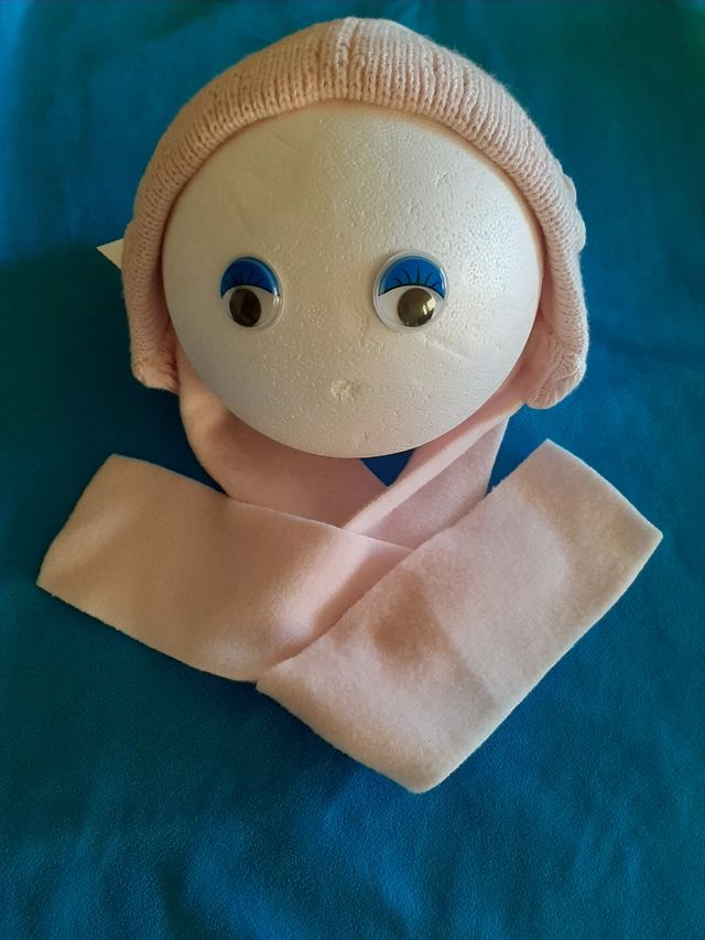 Gorro bebé rosa de casa Albero.