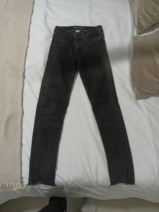 Pantalones vaqueros negros 