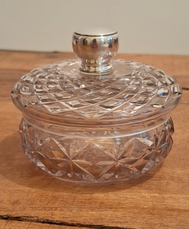 Bombonera plata de ley 975 y cristal tallado