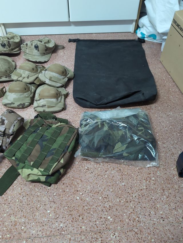 Artículos militares varios