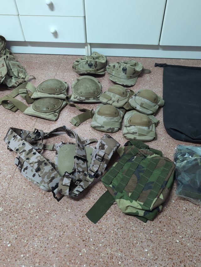 Artículos militares varios