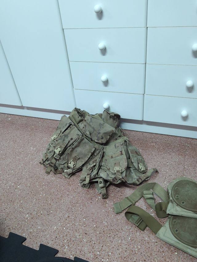 Artículos militares varios