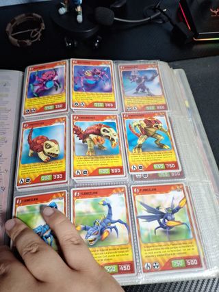 Álbum Invizimals Desafíos Ocultos Completo