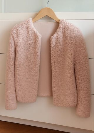 Abrigo pelo rosa H&M