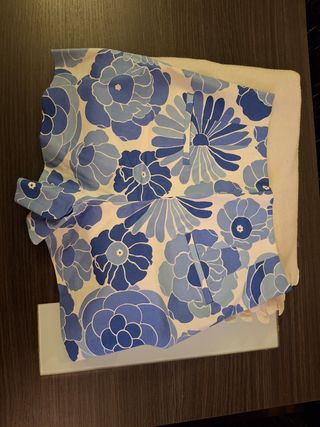 Pantalones cortos florales azules