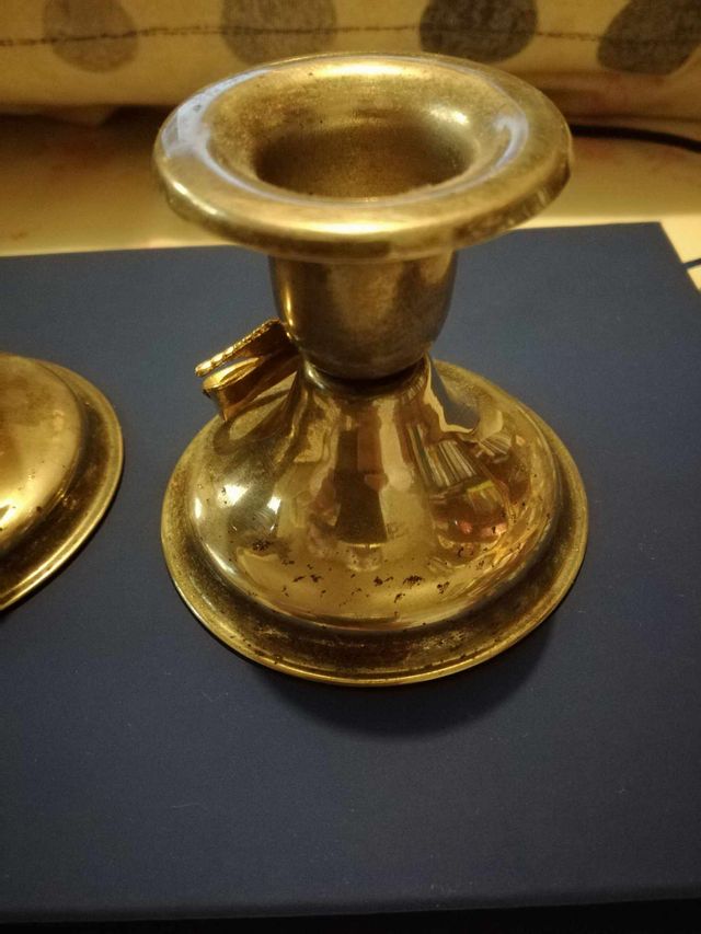 Par de Castiçais com Laço Dourado