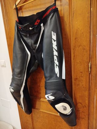 Mono 2 piezas Spyke talla 54