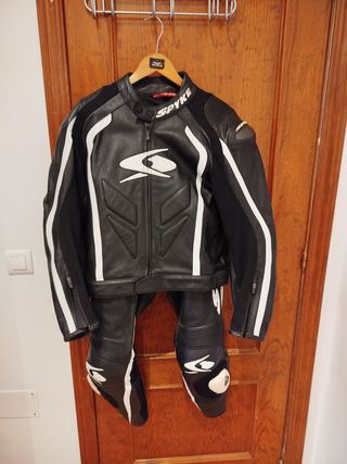 Mono 2 piezas Spyke talla 54
