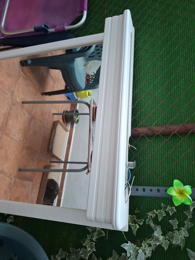 Espejo de baño blanco