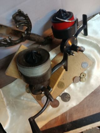 Due mulinelli da pesca Sagarra antichi e funzionali